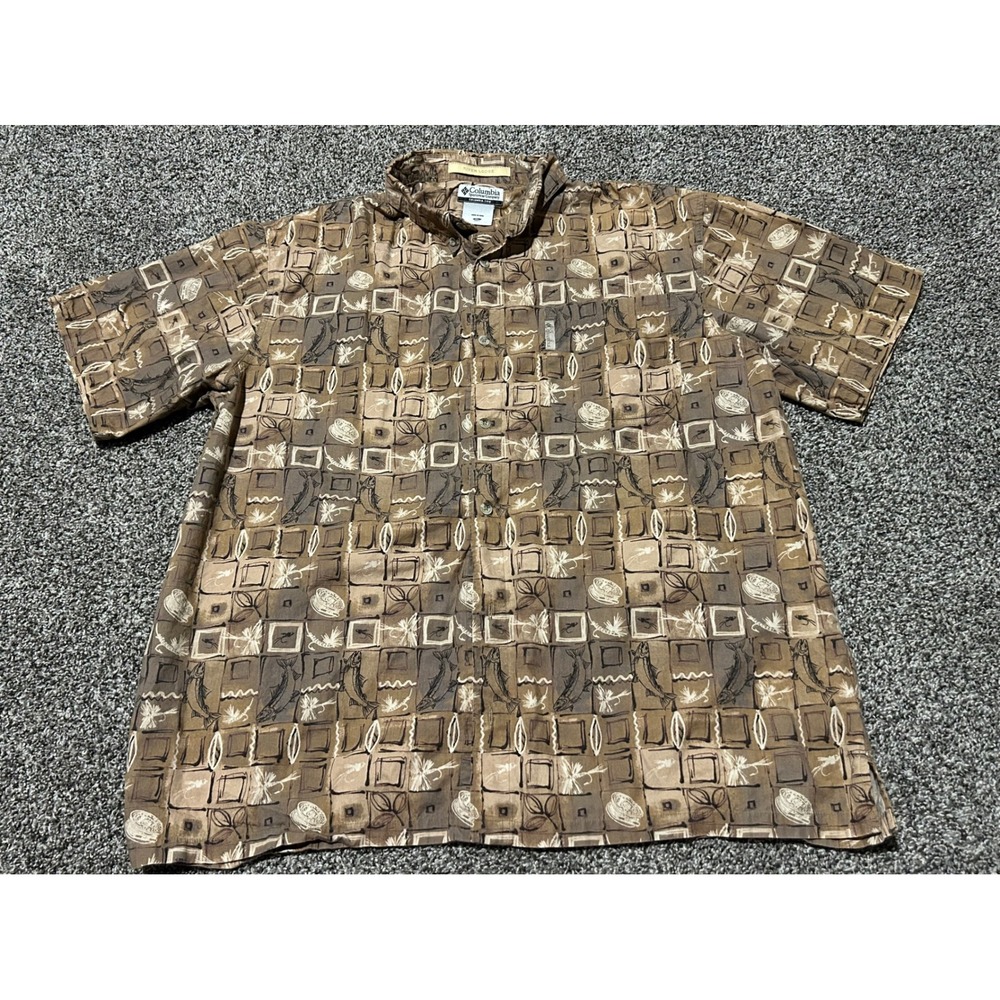 F38‎ Columbia River Lodge XL Brown Fishing Print Short Sleeve Button Down Shirt